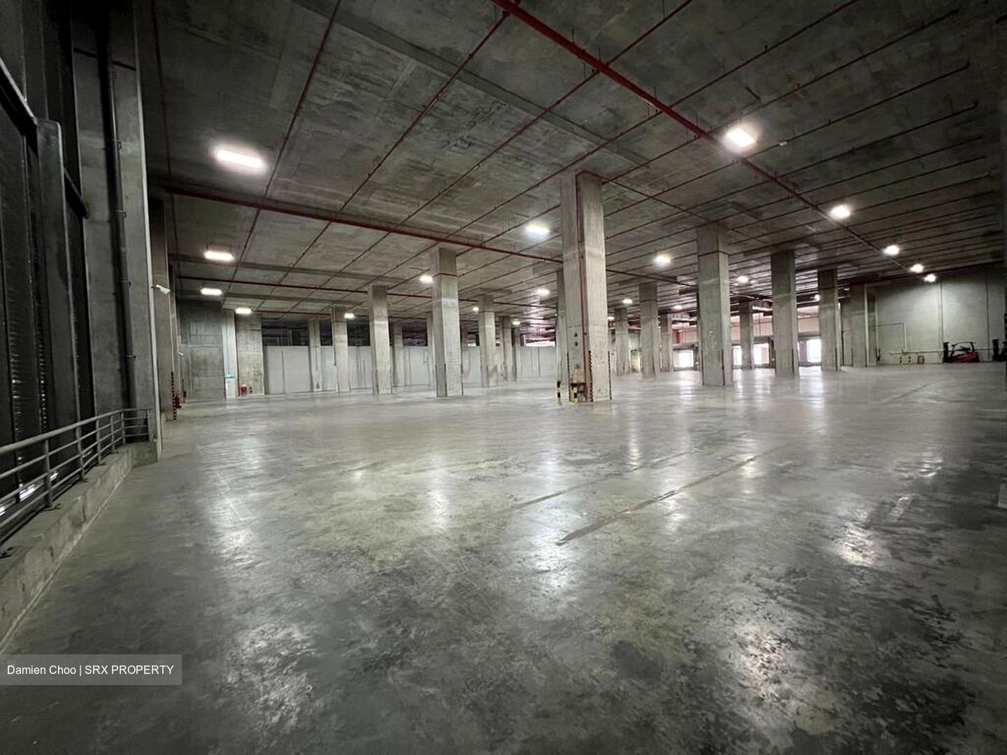 Pandan Road (D22), Warehouse #455825691